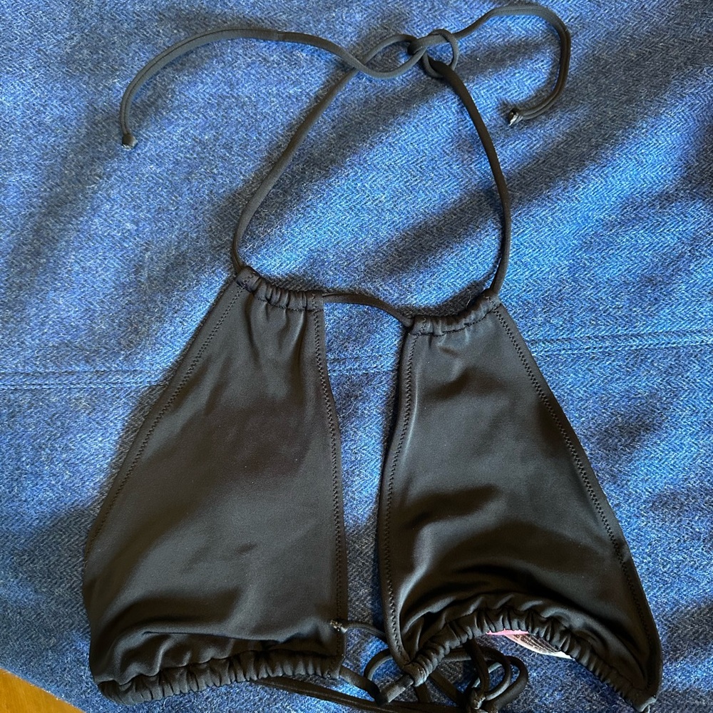 🖤 PINK Victoria’s Secret Black Triangle Bikini Top Pink Lining S